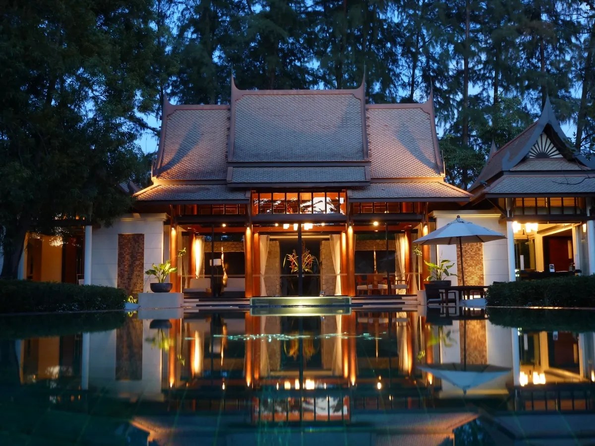 Breathtaking pool villas at Banyan Tree Phuket