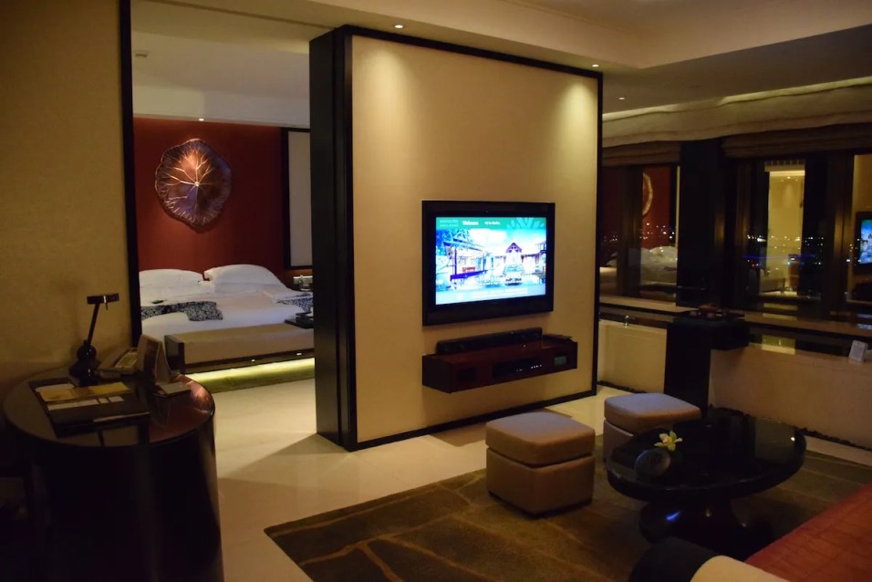 Banyan Tree Macau - Grand Cotai Suite living room