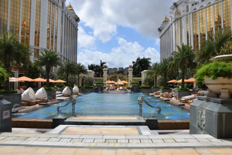 Banyan Tree Macau - Poolside