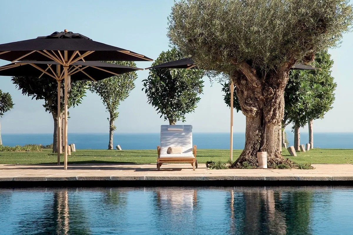 Top 3 Luxury Resorts In The World For Golf and Gastronomy