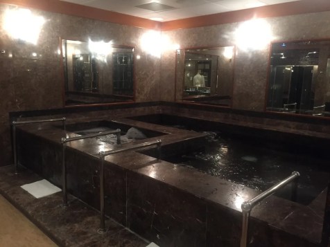 Mandarin Oriental Hong Kong Spa - Men jacuzzi