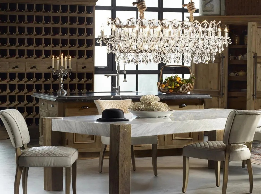 Modern Brass Chandelier: Tips for a Luxurious Lighting Scheme
