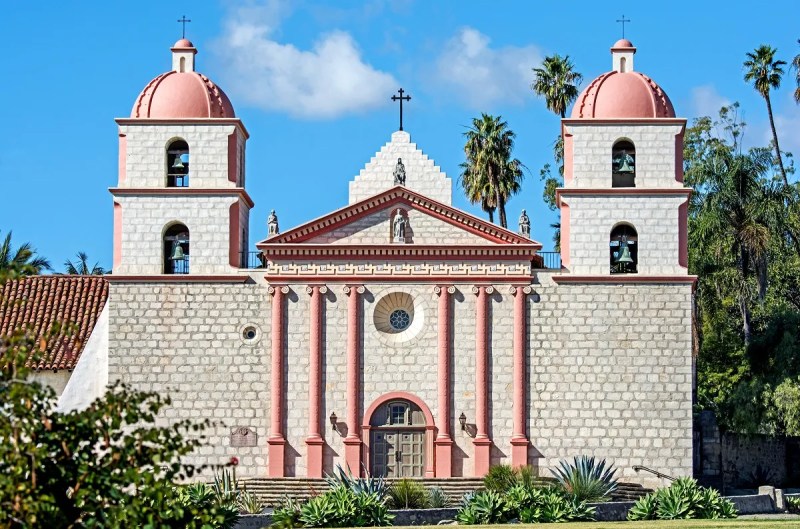 The Santa Barbara Mission - Picture by Mark Weber