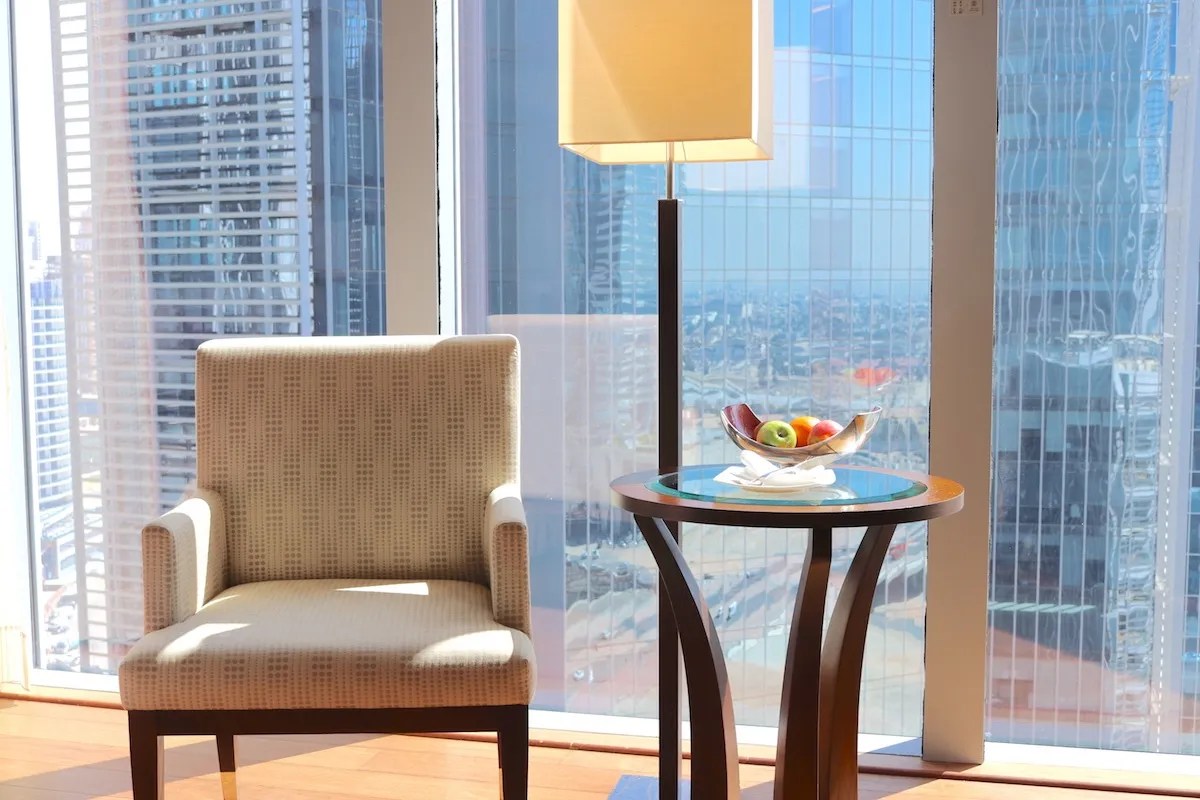 Luxury Pool View room - Floor-to-ceiling windows