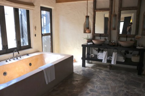Pool villa - Bathroom