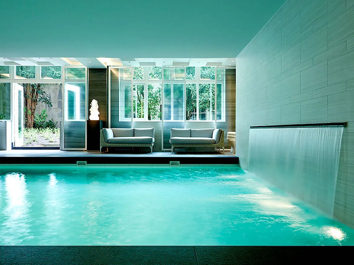 Waldorf Astoria Amsterdam - Picture by cntraveler.com